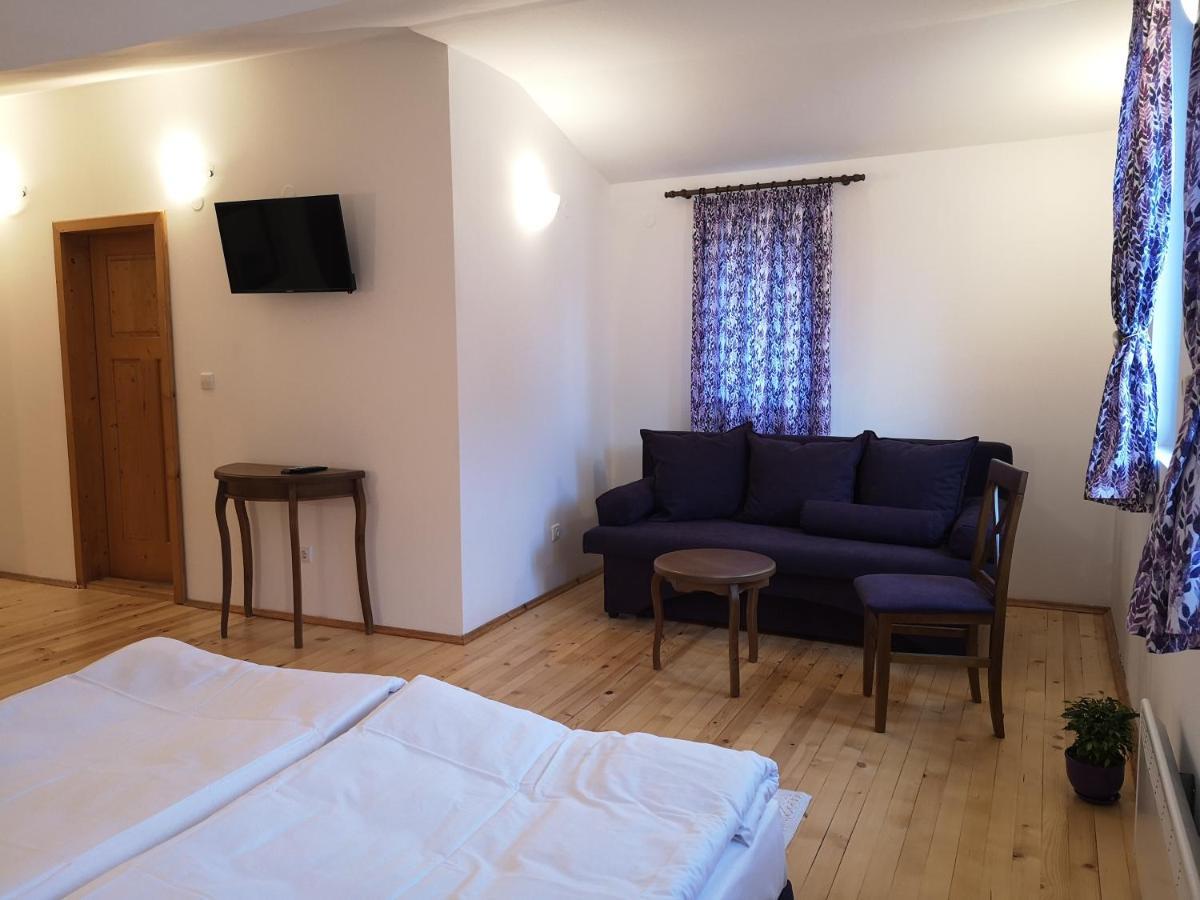 Algarte Guest House Madzhare Extérieur photo